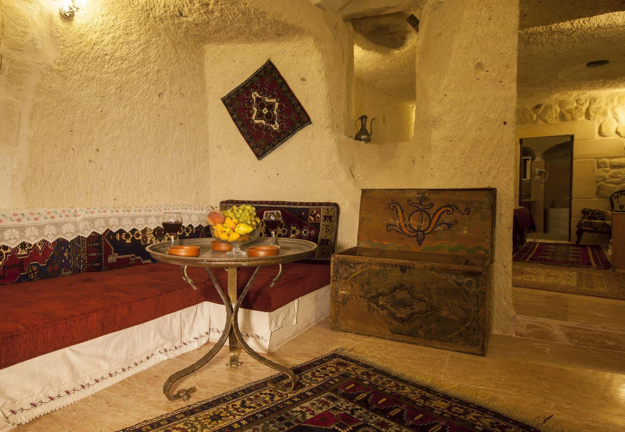 Ortahisar Cave Hotel Exterior foto