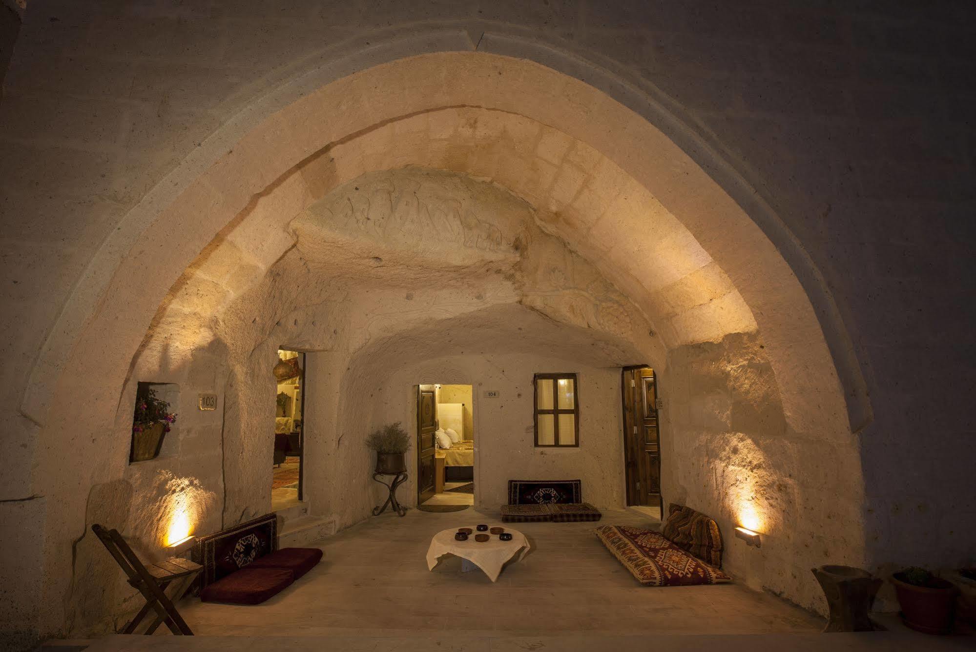 Ortahisar Cave Hotel Exterior foto